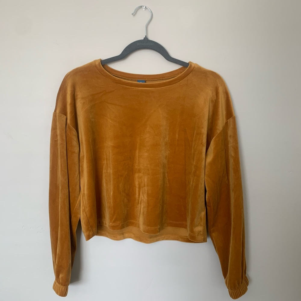 Old Navy Long-Sleeved Mustard Yellow Velvet Top size medium